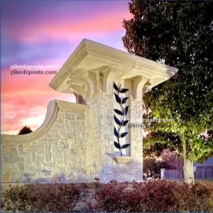 Terravista Entrance Obelisk